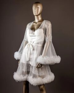 طقم قطعتين ساتان روب شيفون